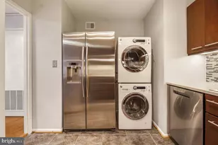 5902 Mt Eagle Dr, Alexandria, VA 22303 - Photo 22