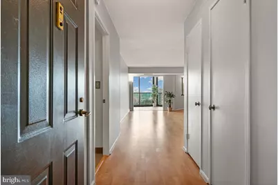 5902 Mount Eagle Drive #1503, Alexandria, VA 22303 - Photo 4