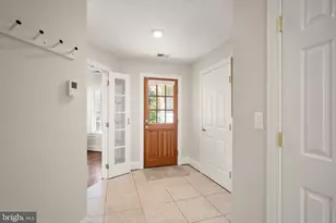 11809 Wayland St, Oakton, VA 22124 - Photo 32