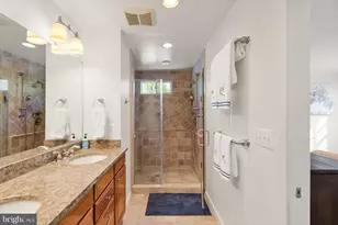 11809 Wayland St, Oakton, VA 22124 - Photo 38