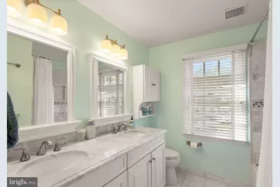 11809 Wayland Street, Oakton, VA 22124 - Photo 48