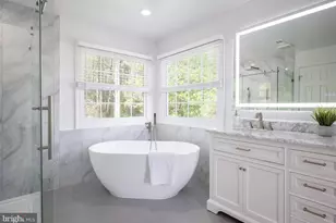 9380 Colbert Ct, Fairfax, VA 22032 - Photo 46