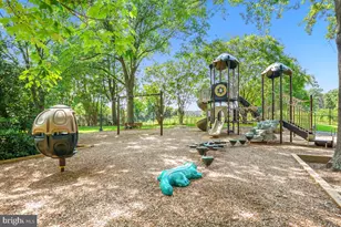 5904 Mt Eagle Dr, Alexandria, VA 22303 - Photo 90