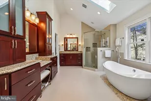 12015 Hamden Ct, Oakton, VA 22124 - Photo 38