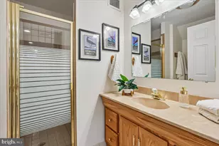 12015 Hamden Ct, Oakton, VA 22124 - Photo 60