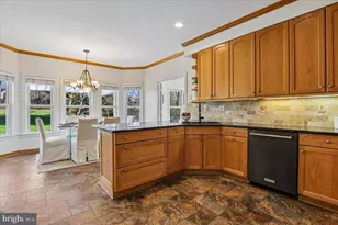 12015 Hamden Ct, Oakton, VA 22124 - Photo 22