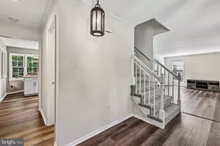 2484 Freetown Dr, Reston, VA 20191 - Photo 4
