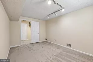 2484 Freetown Dr, Reston, VA 20191 - Photo 48