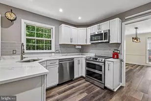 2484 Freetown Dr, Reston, VA 20191 - Photo 18