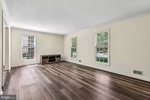 2484 Freetown Dr, Reston, VA 20191 - Photo 6