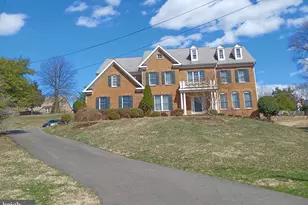 6634 Brawner St, McLean, VA 22101 - Photo 1