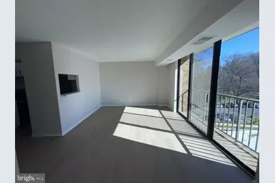 2300 Pimmit Drive #411, Falls Church, VA 22043 - Photo 8