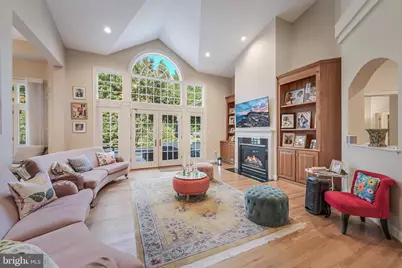 7405 Old Maple Sq, McLean, VA 22102 - Photo 26