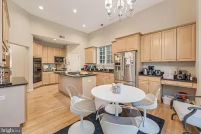 7405 Old Maple Sq, McLean, VA 22102 - Photo 32
