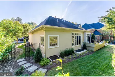 7405 Old Maple Sq, McLean, VA 22102 - Photo 90