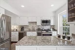 2184 Pond View Ct, Reston, VA 20191 - Photo 14