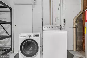 2009 Headlands Cir, Reston, VA 20191 - Photo 28