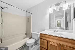 2009 Headlands Cir, Reston, VA 20191 - Photo 22