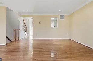 14445 Salisbury Plain Ct, Centreville, VA 20120 - Photo 4