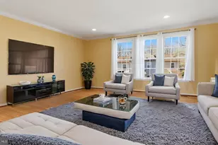 14445 Salisbury Plain Ct, Centreville, VA 20120 - Photo 6