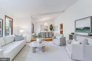 1807 Abbey Glen, Vienna, VA 22182 - Photo 10