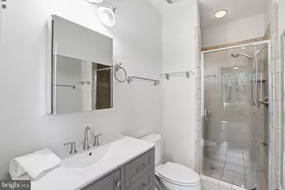 8228 Westchester Drive, Vienna, VA 22182 - Photo 48