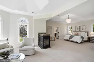 8228 Westchester Dr, Vienna, VA 22182 - Photo 32