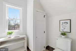 8228 Westchester Dr, Vienna, VA 22182 - Photo 34