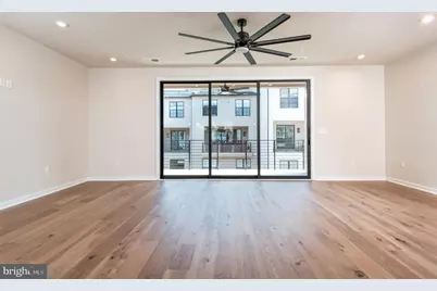 7459 Backett Wood Terrace, McLean, VA 22102 - Photo 4