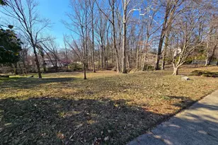 7669 Long Pine Dr, Springfield, VA 22151 - Photo 1