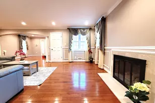 3605 Crest Dr, Annandale, VA 22003 - Photo 10