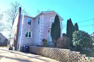 3605 Crest Dr, Annandale, VA 22003 - Photo 4