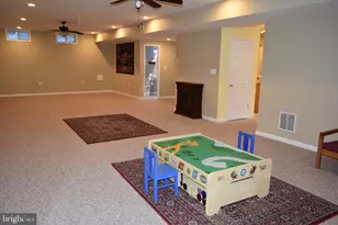 8708 Flowering Dogwood Ln, Lorton, VA 22079 - Photo 32