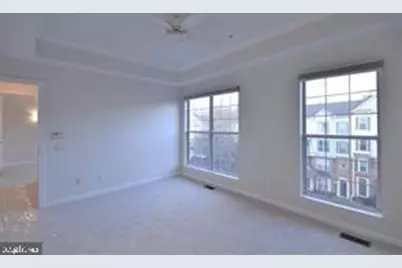 7014 Metropolitan Place #303, Falls Church, VA 22043 - Photo 14