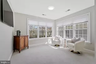 9183 Topaz St, Fairfax, VA 22031 - Photo 36