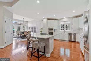 9183 Topaz St, Fairfax, VA 22031 - Photo 18