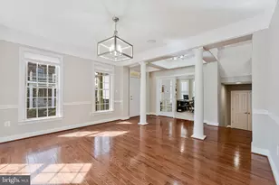 9183 Topaz St, Fairfax, VA 22031 - Photo 8