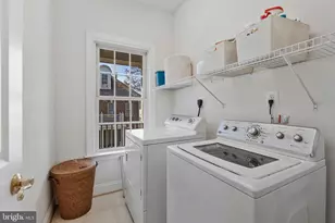 9183 Topaz St, Fairfax, VA 22031 - Photo 48