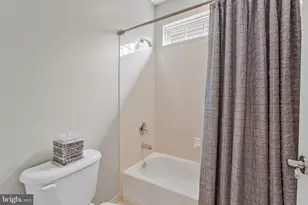 9183 Topaz St, Fairfax, VA 22031 - Photo 42