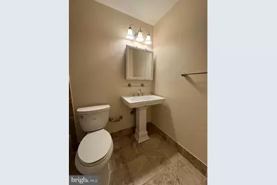 214 Locust Street SE #118, Vienna, VA 22180 - Photo 10