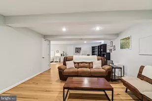 1694 Winterwood Ct, Herndon, VA 20170 - Photo 36