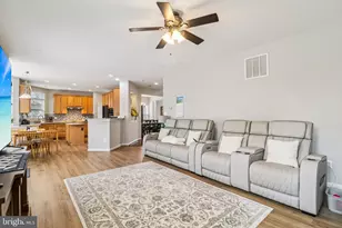 1694 Winterwood Ct, Herndon, VA 20170 - Photo 16