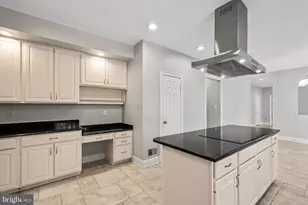 12187 Brecknock St, Oakton, VA 22124 - Photo 20