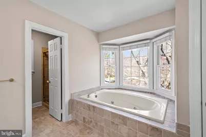 12187 Brecknock Street, Oakton, VA 22124 - Photo 38