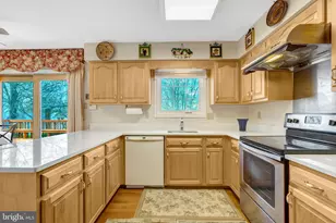 3352 Broken Knife Ct, Annandale, VA 22003 - Photo 22