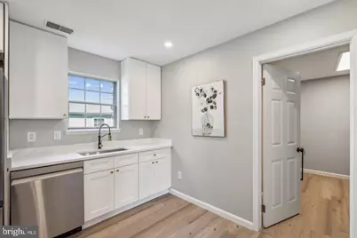 13512 Apple Barrel Court, Herndon, VA 20171 - Photo 12