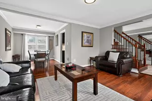 805 Mosby Hollow Dr, Herndon, VA 20170 - Photo 8