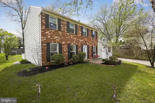 805 Mosby Hollow Dr, Herndon, VA 20170 - Photo 4