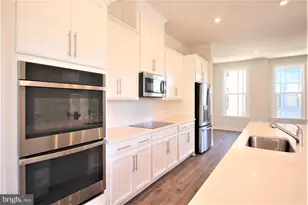 2471 Liberty Loop, Herndon, VA 20171 - Photo 10