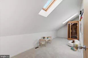 11574 Lake Newport Rd, Reston, VA 20194 - Photo 40